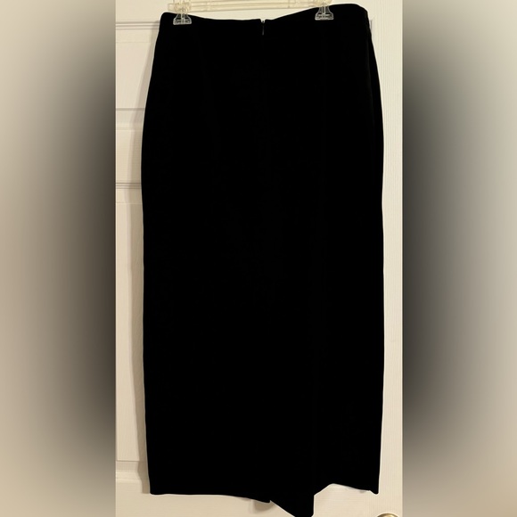 Dress Barn Women’s  Long Black Skirt ~ Size 14 - Picture 4 of 8